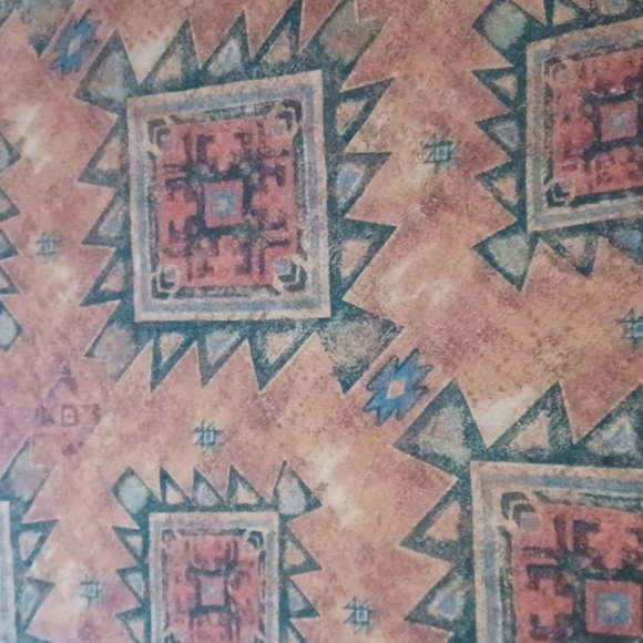 Southwestern Patterned Round Tablecloth - Picture 4 of 9